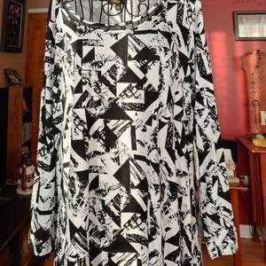Cupio tunic with sheer accents size XL